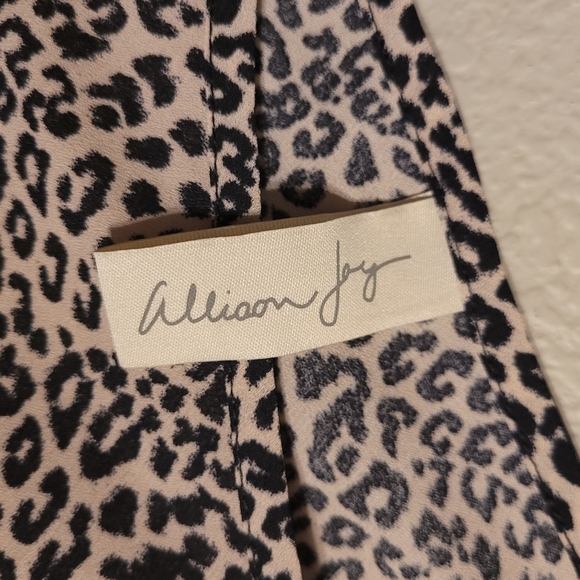 Allison Joy Cheetah Print Tank Top - Picture 3 of 5